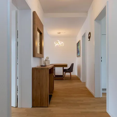 Kaya Zurich Apartment 4A - Downtown 2Br Apt With Balcony Exterior photo